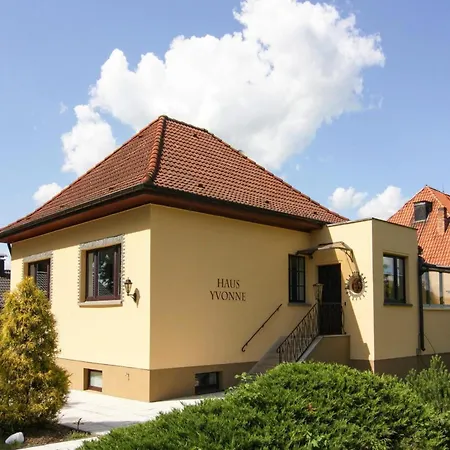 Yvonne In Im Bernstein